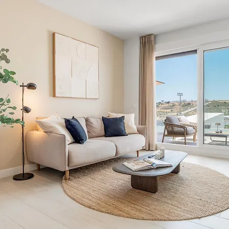 2br Penthouse With Spacious Terrace