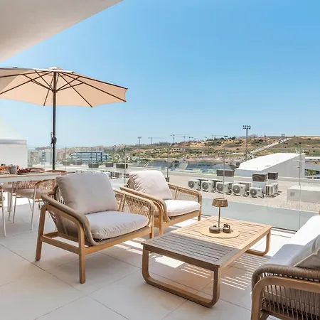 2br Penthouse With Spacious Terrace Apartmán