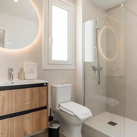 2br Penthouse With Spacious Terrace