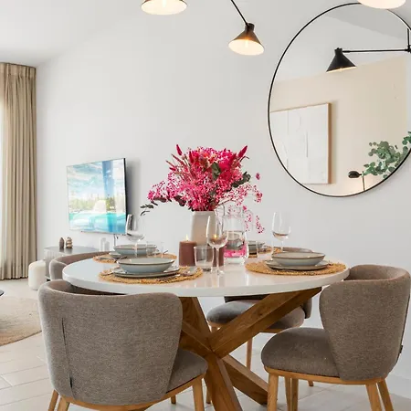 Apartamento 2br Penthouse With Spacious Terrace Estepona